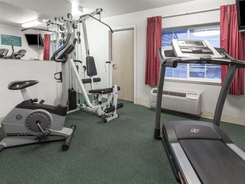 Microtel Inn & Suites Modesto Ceres Exteriör bild