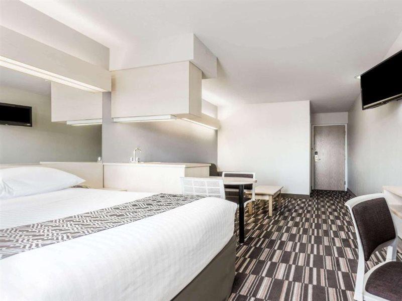 Microtel Inn & Suites Modesto Ceres Exteriör bild